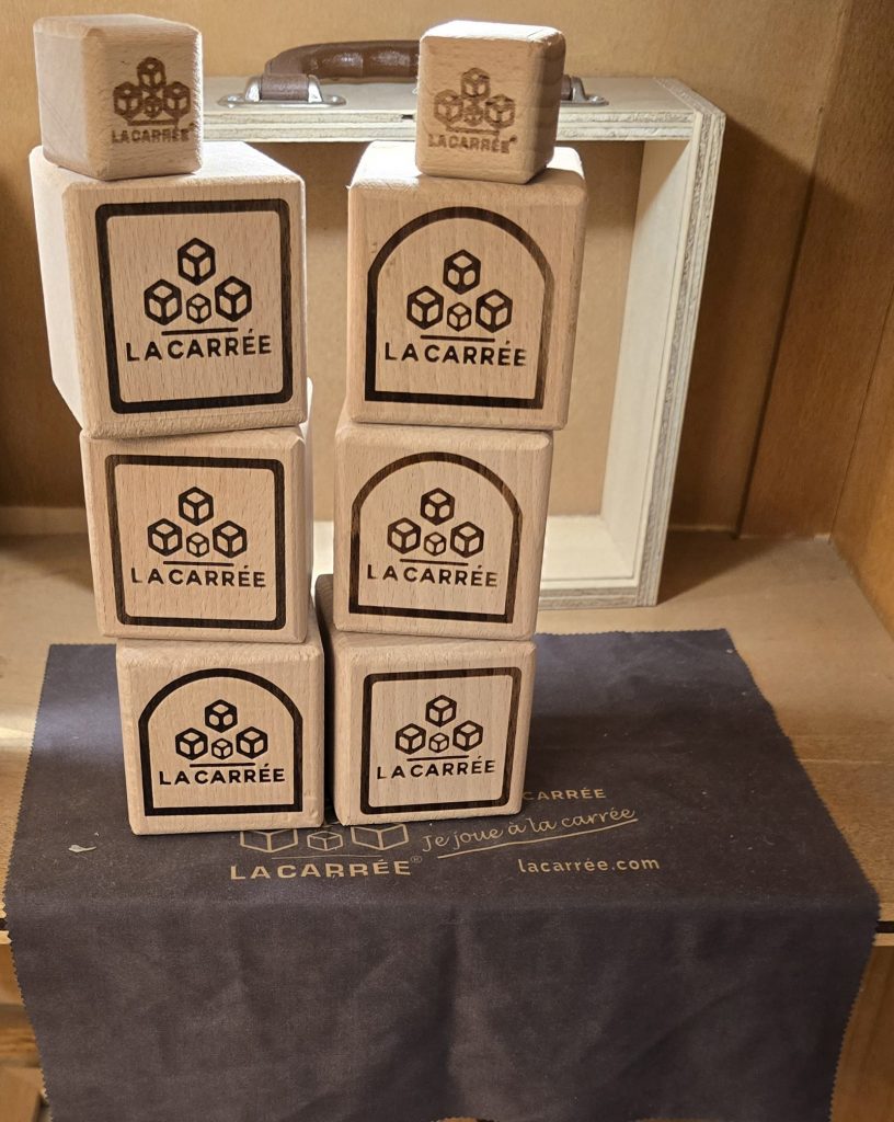 LES JEUX CUBES EN BOIS